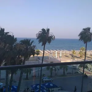 Apartment Horizon Luxury At Finikoudes Beach 301, Larnaca