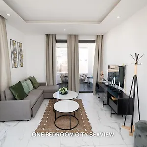 Apartment Lazuli & Seaview, Larnaca